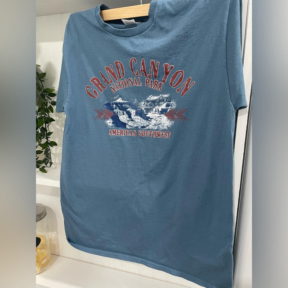 Medium Arizona Grand Canyon Short Sleeve T-Shirt